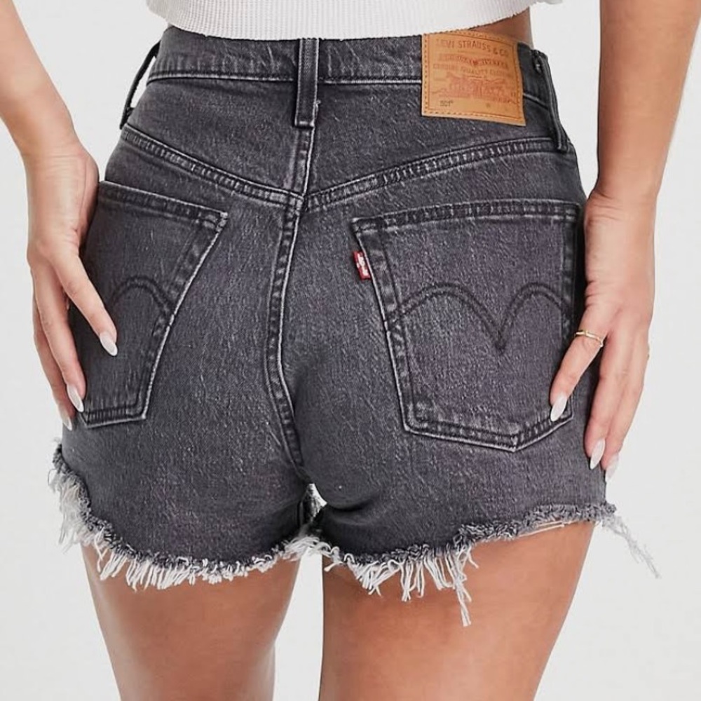 LEVI STRAUSS 501 JEAN SHORT